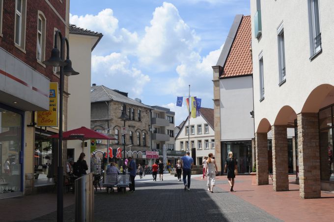 Blick <us der Bahnhofstraße auf den Oberen Markt